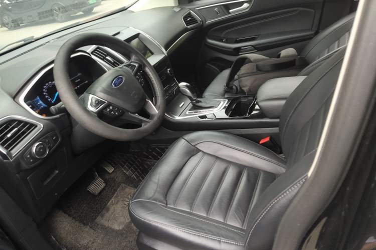 Used Ford Edge 2018 EcoBoost 245 Two-Wheel-Drive Titanium 7-Seater China V Standard Left Front Seat