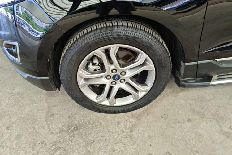 Used Ford Edge 2018 EcoBoost 245 Two-Wheel-Drive Titanium 7-Seater China V Standard Left Front Wheel Hub