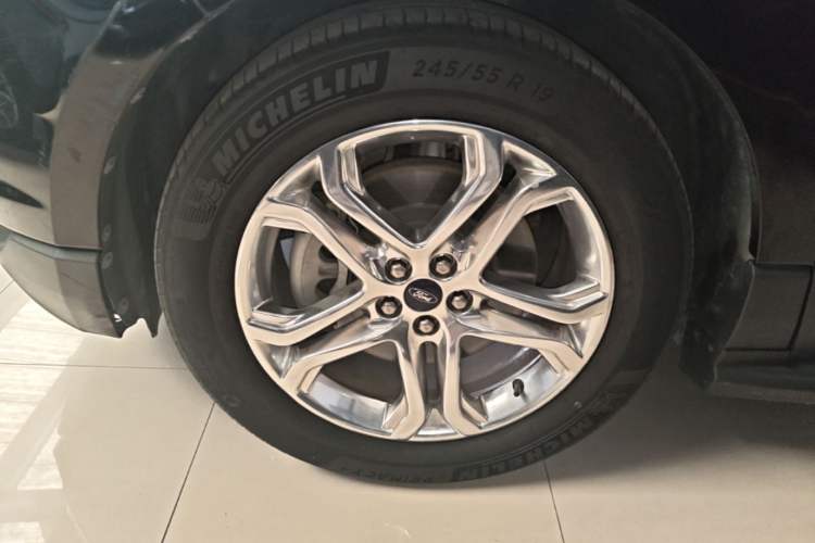 Used Ford Edge 2018 EcoBoost 245 Two-Wheel-Drive Titanium 7-Seater China V Standard Left Front Wheel Hub