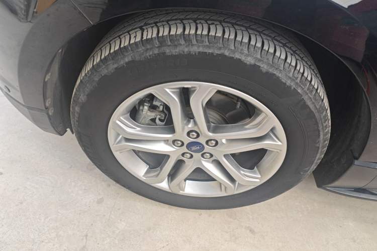 Used Ford Edge 2018 EcoBoost 245 Two-Wheel-Drive Titanium 7-Seater China V Standard Left Front Wheel Hub
