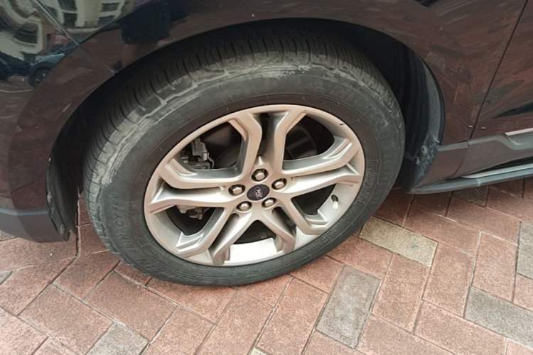 Used Ford Edge 2018 EcoBoost 245 Two-Wheel-Drive Titanium 7-Seater China VI Standard Left Front Wheel Hub