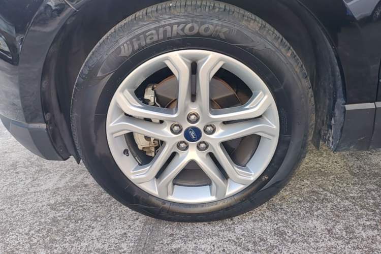 Used Ford Edge 2018 EcoBoost 245 Two-Wheel-Drive Titanium 7-Seater China V Standard Left Front Wheel Hub