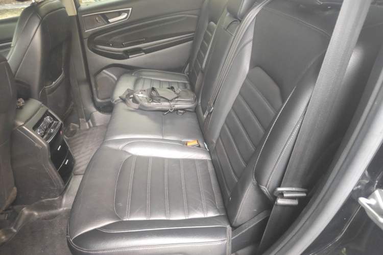 Used Ford Edge 2018 EcoBoost 245 Two-Wheel-Drive Titanium 7-Seater China V Standard Left Rear Seat