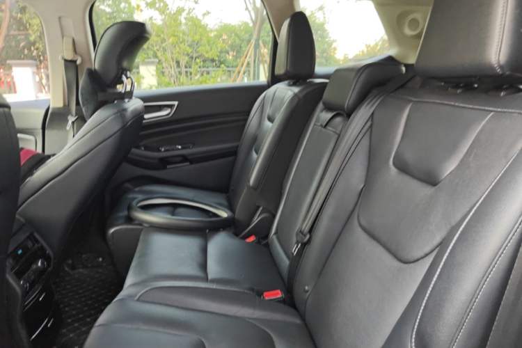 Used Ford Edge 2018 EcoBoost 245 Four-Wheel Drive Titanium 7-Seater Left Rear Seat