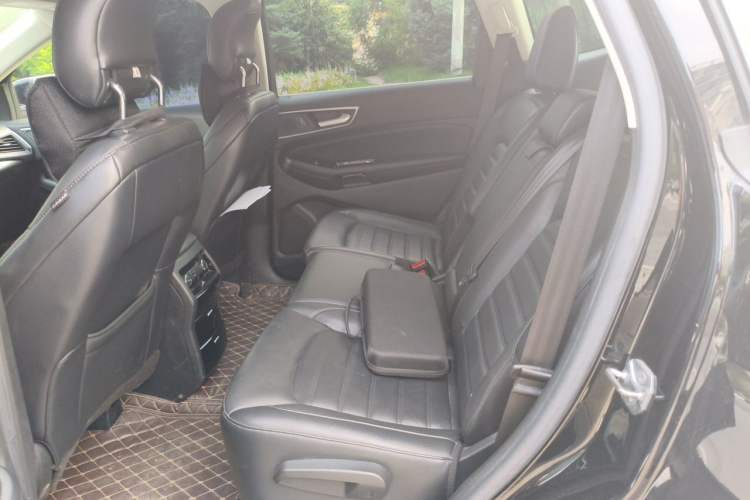 Used Ford Edge 2018 EcoBoost 245 Two-Wheel-Drive Platinum Edition 7-Seater China V Emission Standard Left Rear Seat