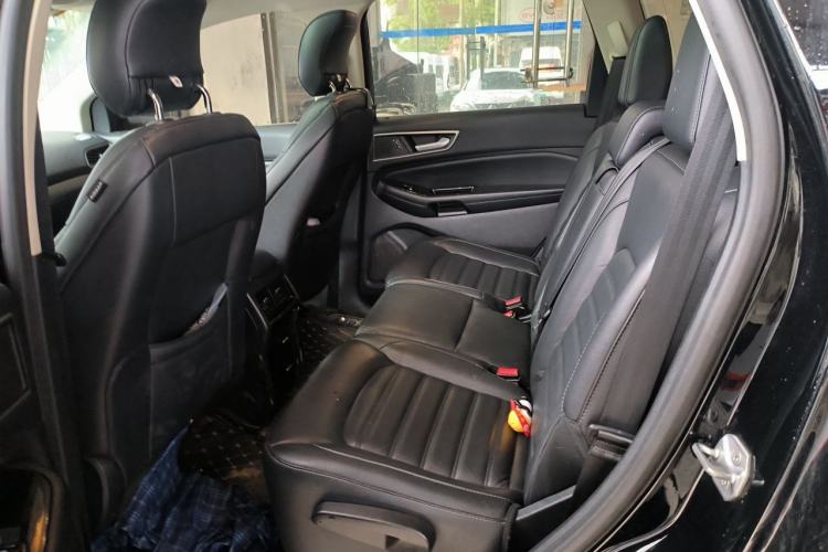 Used Ford Edge 2018 Facelifted EcoBoost 245 Two-Wheel Drive Platinum Edition 5 Seats China VI Standard Left Rear Seat