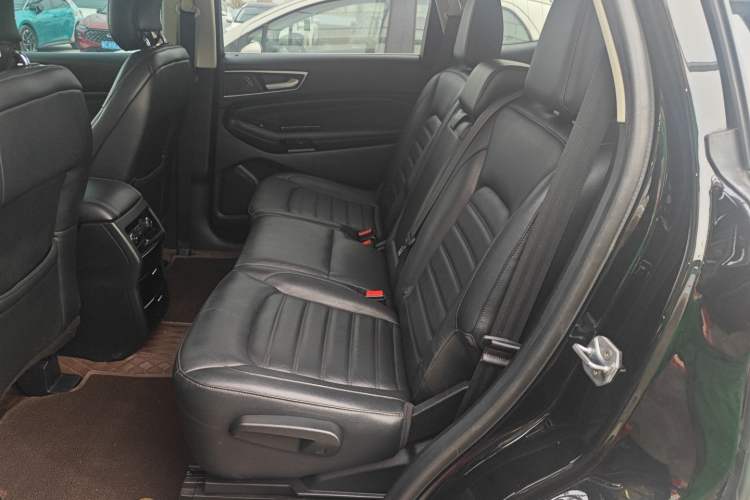 Used Ford Edge 2018 EcoBoost 245 Two-Wheel-Drive Titanium 7-Seater China V Standard Left Rear Seat