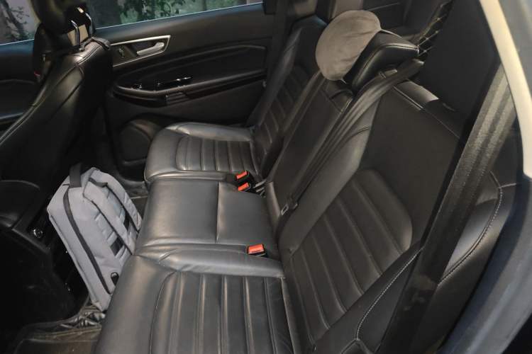 Used Ford Edge 2018 EcoBoost 245 Two-Wheel-Drive Titanium 7-Seater China V Standard Left Rear Seat