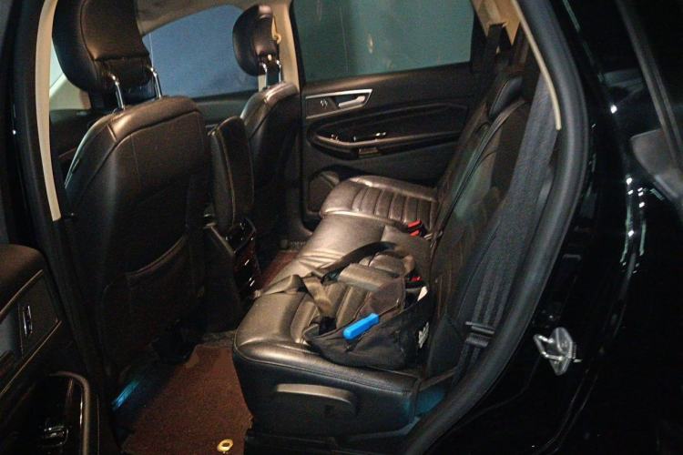 Used Ford Edge 2018 EcoBoost 245 Two-Wheel-Drive Titanium 7-Seater China V Standard Left Rear Seat