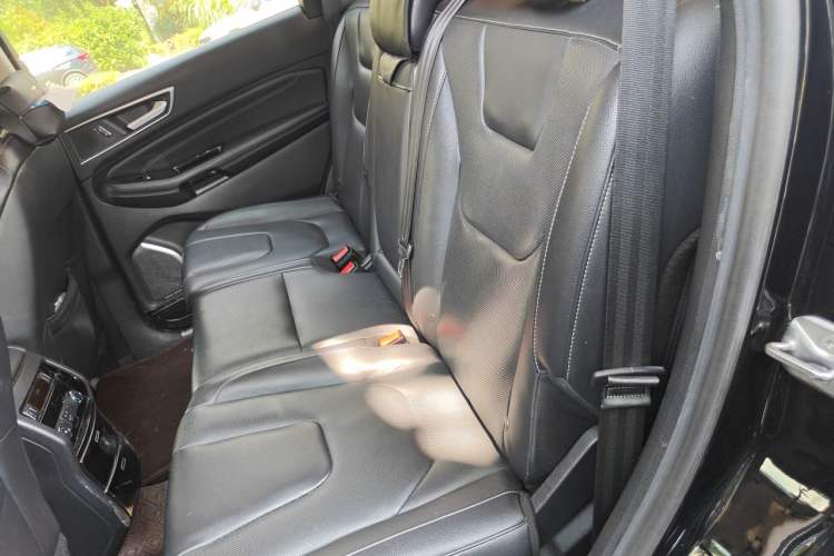 Used Ford Edge 2018 EcoBoost 245 4x4 Titanium Plus 7-Seater China V Standard Left Rear Seat