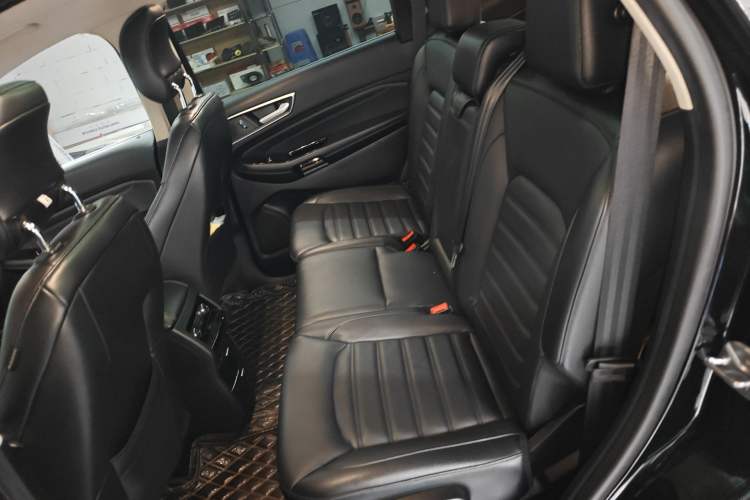 Used Ford Edge 2018 EcoBoost 245 Two-Wheel-Drive Titanium 7-Seater China V Standard Left Rear Seat