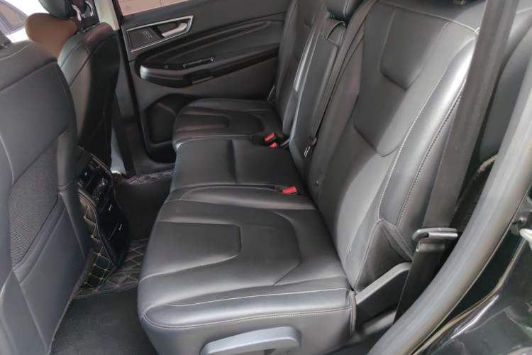Used Ford Edge 2018 EcoBoost 245 4x4 Titanium Plus 7-Seater China V Standard Left Rear Seat