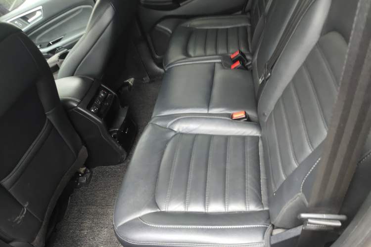 Used Ford Edge 2018 EcoBoost 245 Two-Wheel-Drive Titanium 7-Seater China V Standard Left Rear Seat