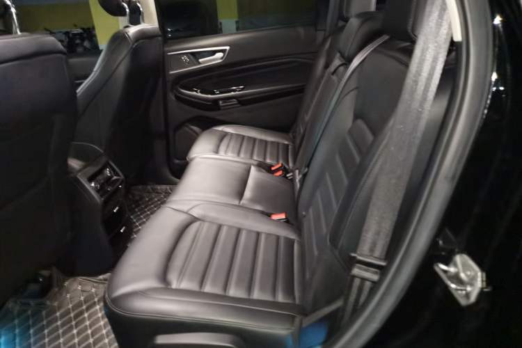 Used Ford Edge 2018 EcoBoost 245 Two-Wheel-Drive Titanium 7-Seater China V Standard Left Rear Seat