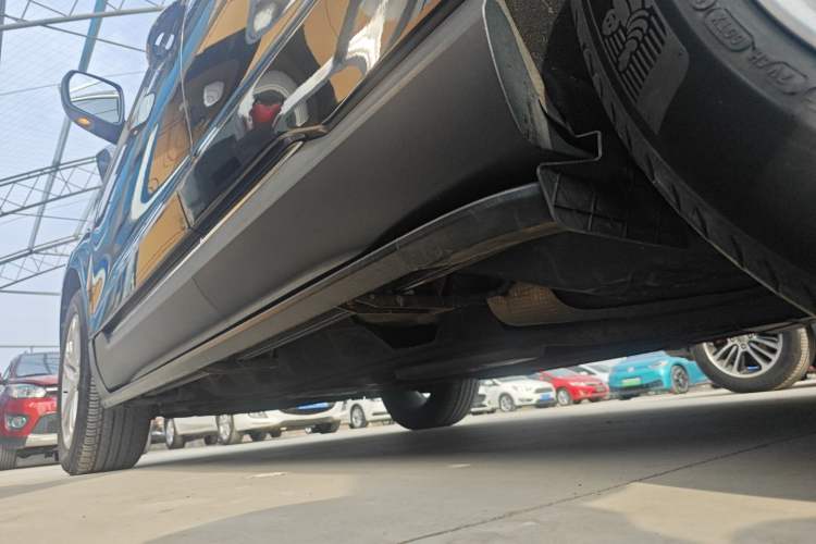 Used Ford Edge 2018 EcoBoost 245 Two-Wheel-Drive Titanium 7-Seater China V Standard Left Side Sill