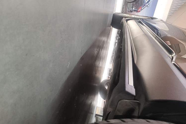 Used Ford Edge 2018 EcoBoost 245 Two-Wheel-Drive Titanium 7-Seater China V Standard Left Side Sill