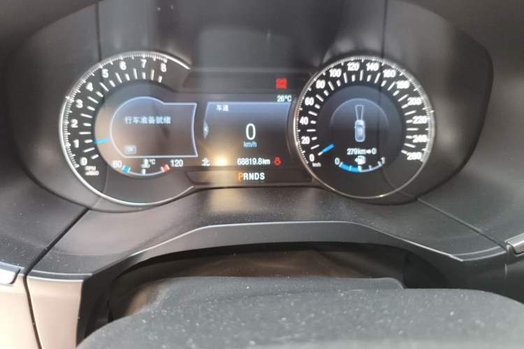 Used Ford Edge 2018 EcoBoost 245 Four-Wheel Drive Titanium 7-Seater Odometer Close Up