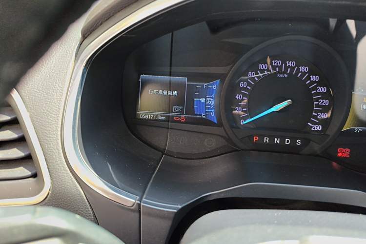 Used Ford Edge 2018 EcoBoost 245 Two-Wheel-Drive Titanium 7-Seater China V Standard Odometer Close Up