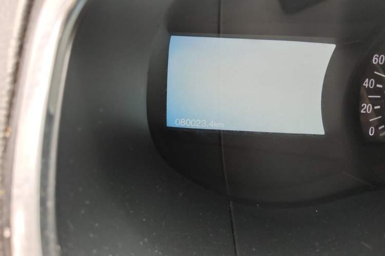 Used Ford Edge 2018 EcoBoost 245 Two-Wheel-Drive Titanium 7-Seater China V Standard Odometer Close Up