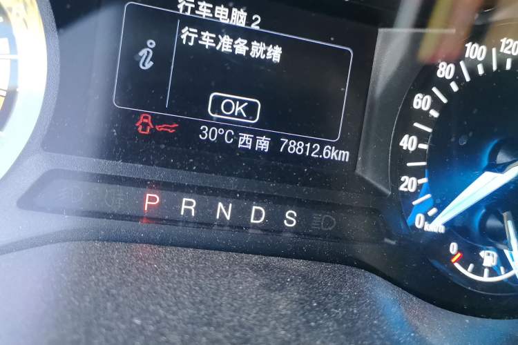 Used Ford Edge 2018 EcoBoost 245 Two-Wheel-Drive Titanium 5-Seater China V Standard Odometer Close Up