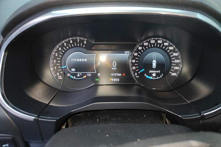 Used Ford Edge 2018 EcoBoost 245 4x4 Titanium Plus 7-Seater China V Standard Odometer Close Up
