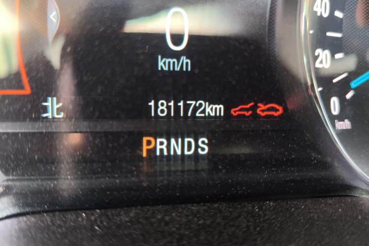 Used Ford Edge 2018 EcoBoost 245 Four-Wheel Drive Titanium 7-Seater Odometer Close Up