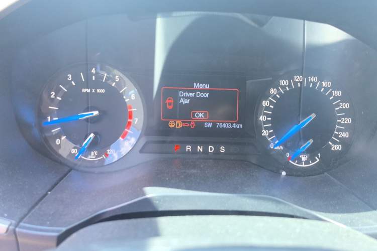 Used Ford Edge 2018 EcoBoost 245 Two-Wheel-Drive Titanium 5-Seater China VI Standard Odometer Close Up