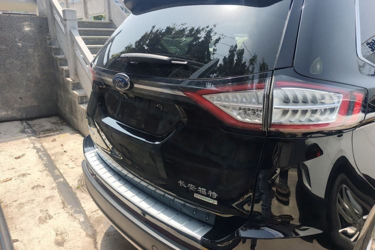 Used Ford Edge 2018 EcoBoost 245 Two-Wheel-Drive Titanium 7-Seater China V Standard Rear