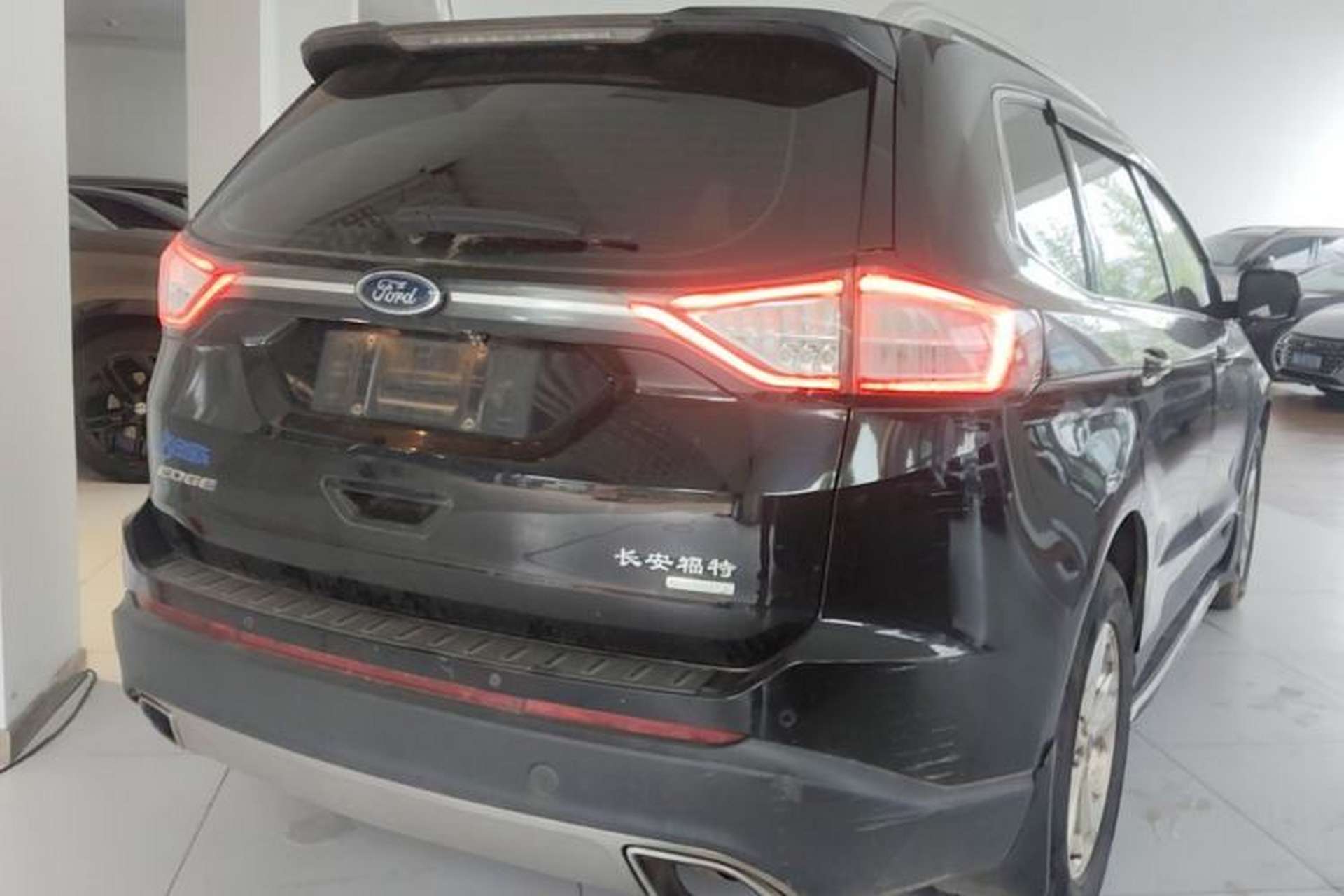 Used Ford Edge 2018 EcoBoost 245 Two-Wheel-Drive Titanium 5-Seater China V Standard Rear Right 45 Deg