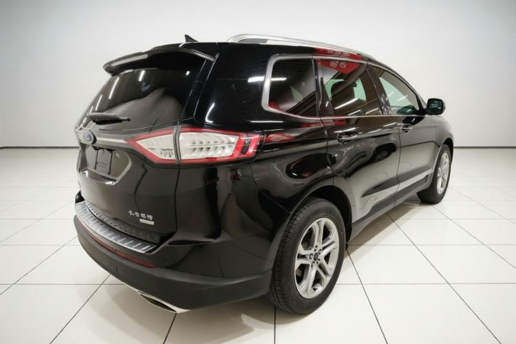 Used Ford Edge 2018 EcoBoost 245 Two-Wheel-Drive Titanium 7-Seater China V Standard Rear Right 45 Deg