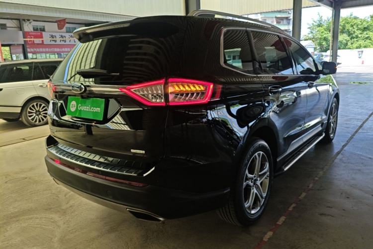 Used Ford Edge 2018 EcoBoost 245 Two-Wheel-Drive Titanium 7-Seater China V Standard Rear Right 45 Deg
