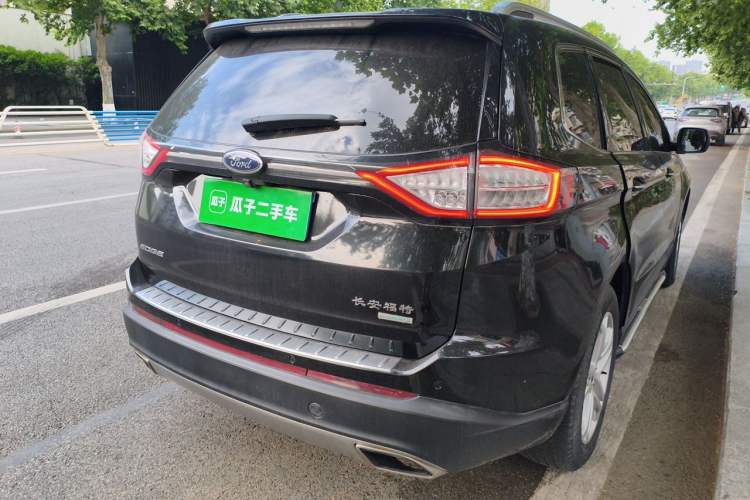 Used Ford Edge 2018 EcoBoost 245 Two-Wheel-Drive Titanium 7-Seater China V Standard Rear Right 45 Deg