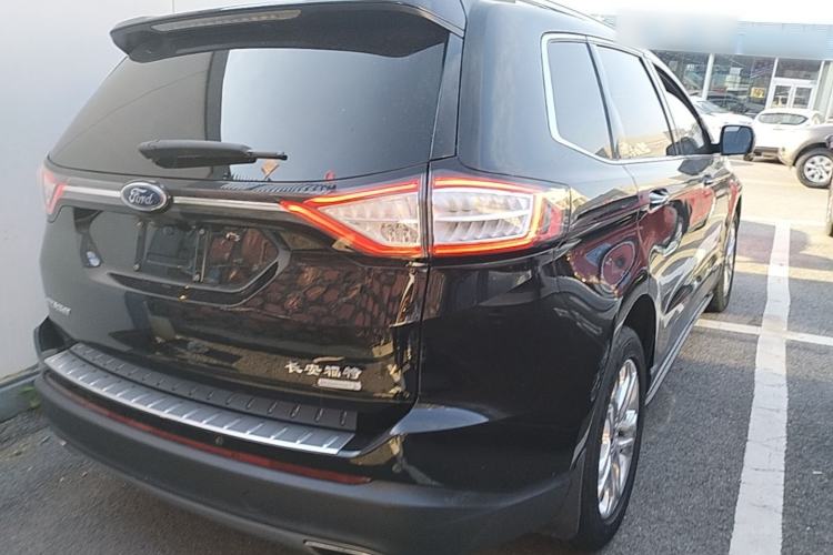 Used Ford Edge 2018 EcoBoost 245 Two-Wheel-Drive Titanium 7-Seater China V Standard Rear Right 45 Deg