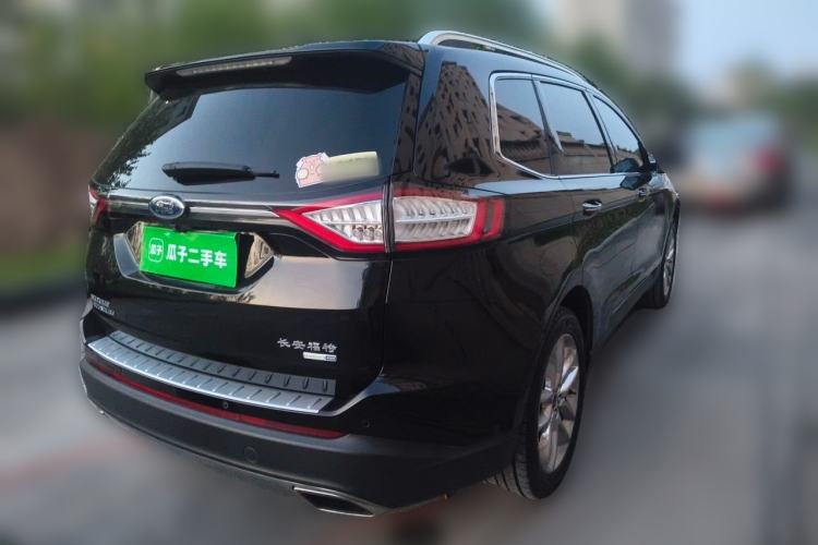 Used Ford Edge 2018 EcoBoost 245 Four-Wheel Drive Titanium 7-Seater Rear Right 45 Deg
