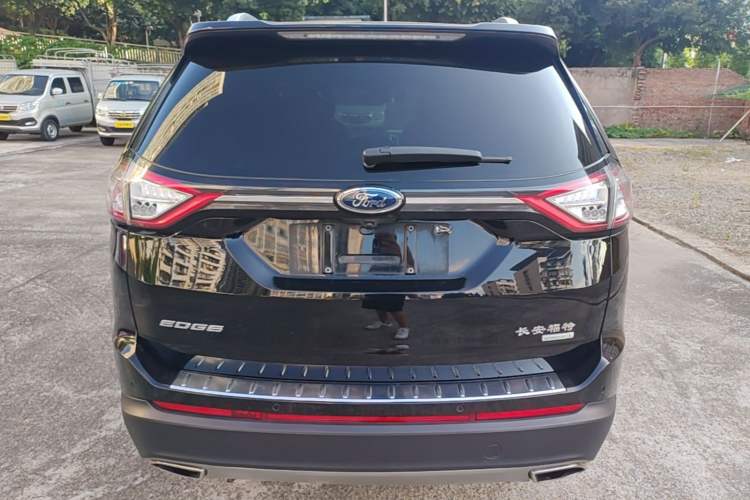 Used Ford Edge 2018 EcoBoost 245 Two-Wheel-Drive Titanium 7-Seater China V Standard Rear