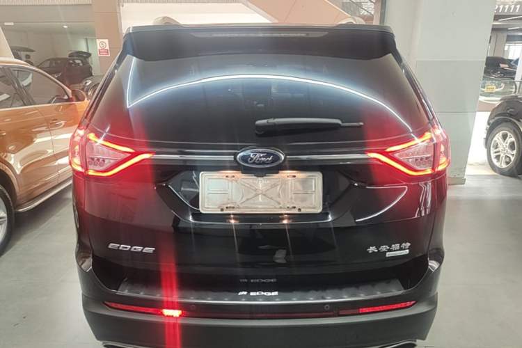 Used Ford Edge 2018 EcoBoost 245 Two-Wheel-Drive Titanium 7-Seater China V Standard Rear