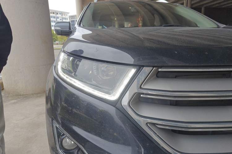 Used Ford Edge 2018 EcoBoost 245 Two-Wheel-Drive Titanium 7-Seater China V Standard Right Front Headlight