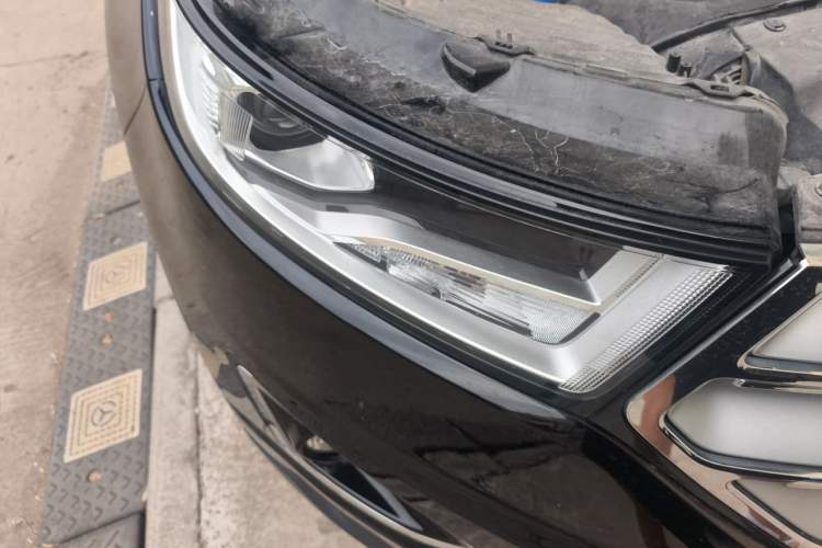 Used Ford Edge 2018 EcoBoost 245 Two-Wheel-Drive Titanium 5-Seater China V Standard Right Front Headlight