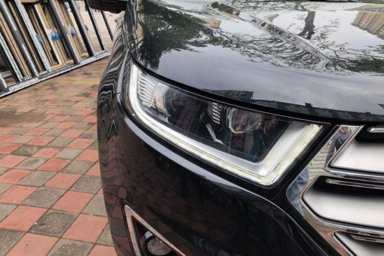 Used Ford Edge 2018 EcoBoost 245 Two-Wheel-Drive Titanium 7-Seater China V Standard Right Front Headlight