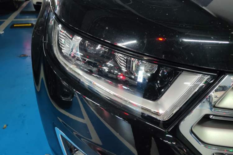 Used Ford Edge 2018 EcoBoost 245 Two-Wheel-Drive Titanium 7-Seater China V Standard Right Front Headlight