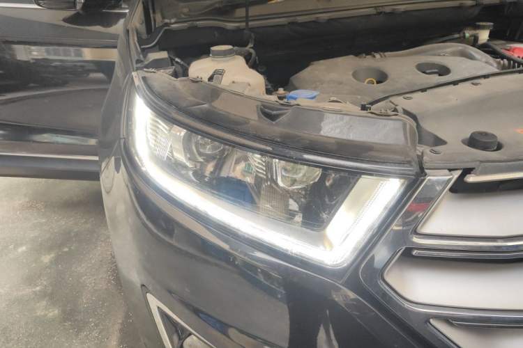 Used Ford Edge 2018 EcoBoost 245 Two-Wheel-Drive Titanium 7-Seater China V Standard Right Front Headlight