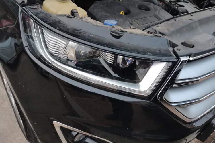Used Ford Edge 2018 EcoBoost 245 Two-Wheel-Drive Titanium 7-Seater China V Standard Right Front Headlight