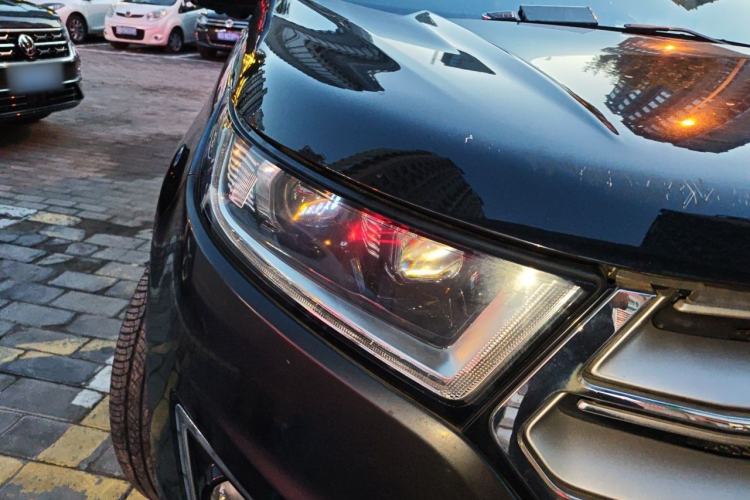 Used Ford Edge 2018 EcoBoost 245 Two-Wheel-Drive Titanium 7-Seater China VI Standard Right Front Headlight
