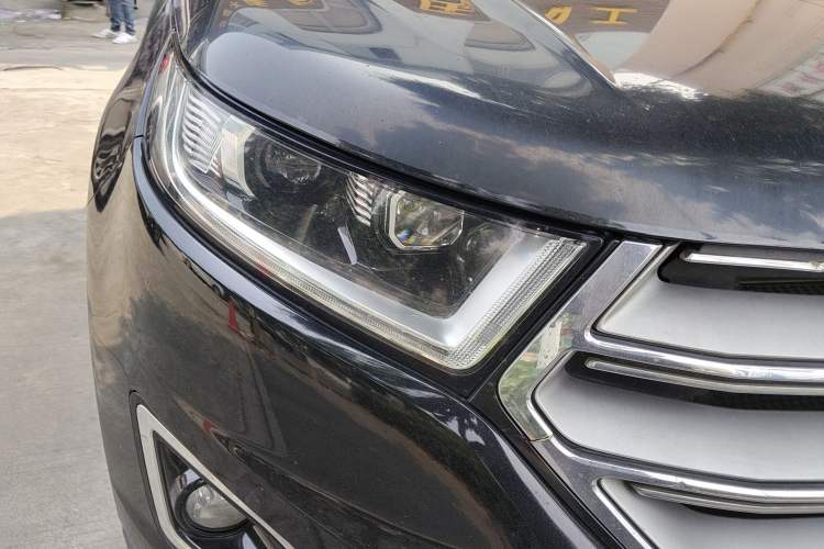 Used Ford Edge 2018 EcoBoost 245 Two-Wheel-Drive Titanium 7-Seater China V Standard Right Front Headlight