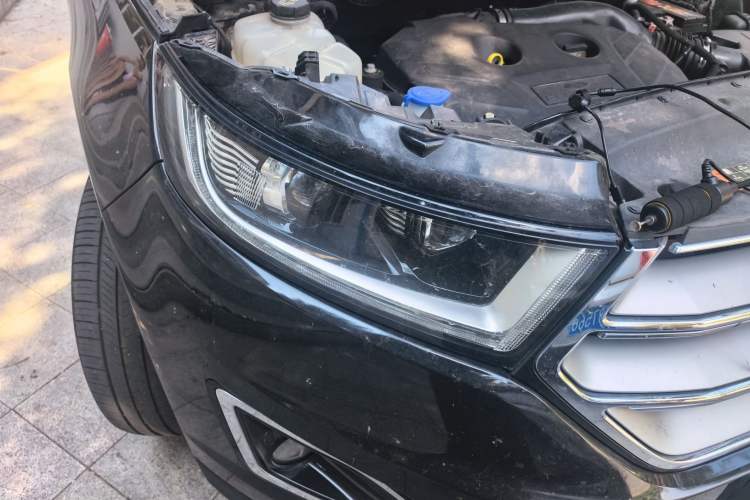 Used Ford Edge 2018 EcoBoost 245 Two-Wheel-Drive Titanium 7-Seater China V Standard Right Front Headlight