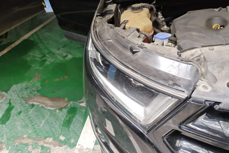 Used Ford Edge 2018 EcoBoost 245 Two-Wheel-Drive Titanium 7-Seater China V Standard Right Front Headlight