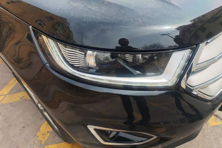 Used Ford Edge 2018 EcoBoost 245 Two-Wheel-Drive Titanium 7-Seater China V Standard Right Front Headlight