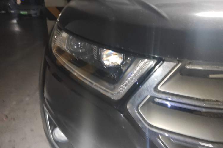Used Ford Edge 2018 EcoBoost 245 Two-Wheel-Drive Titanium 7-Seater China VI Standard Right Front Headlight