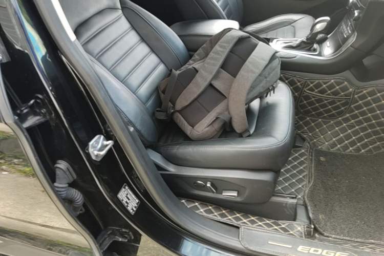 Used Ford Edge 2018 EcoBoost 245 Two-Wheel-Drive Titanium 7-Seater China VI Standard Right Front Seat