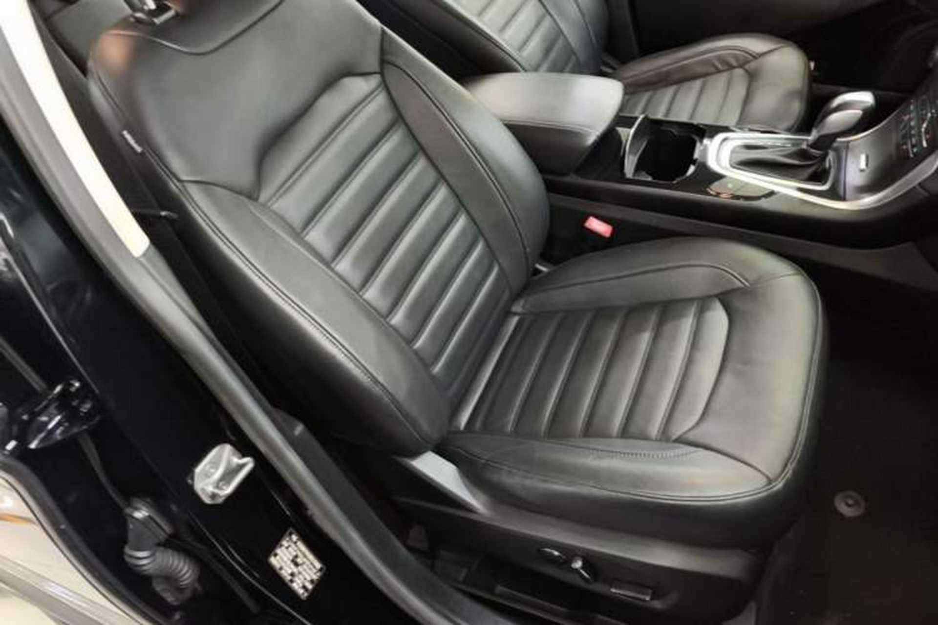 Used Ford Edge 2018 EcoBoost 245 Two-Wheel-Drive Titanium 7-Seater China V Standard Right Front Seat